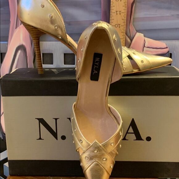 NYLA Heels Holiday-S Rhinestone Gold NIB SZ.8 - Picture 3 of 8